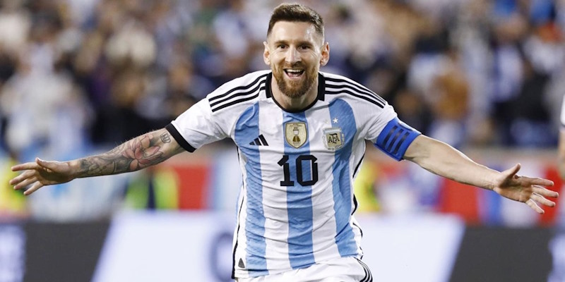 top-10-cau-thu-mang-ao-so-10-messi