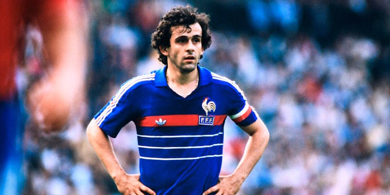 top-10-cau-thu-mang-ao-so-10-platini